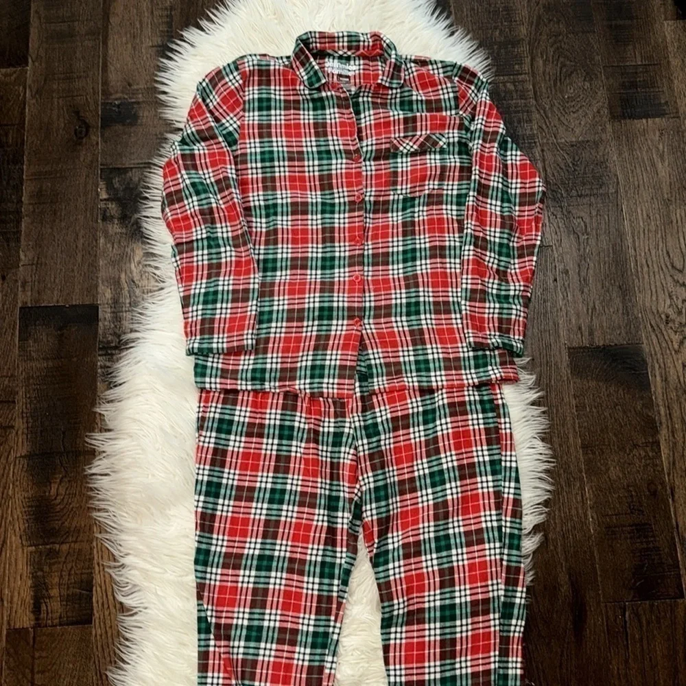 Trendy Plaid Pajamas Set